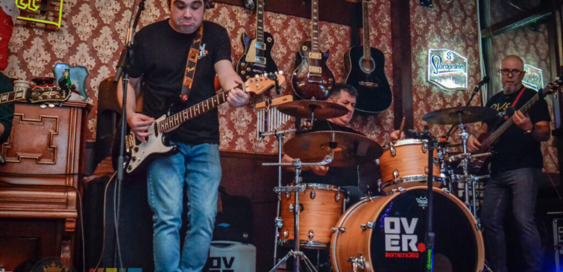 concert-over-versus-pub-galati concert-over-versus-pub-galati